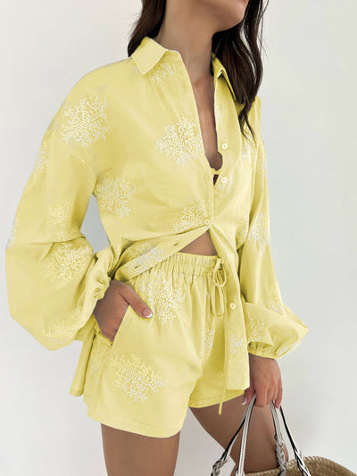 Relaxed Shorts Set Featuring Plant Embroidery