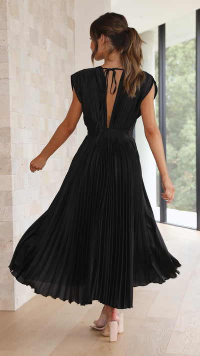 Alexis - Elegant Pleated Dress