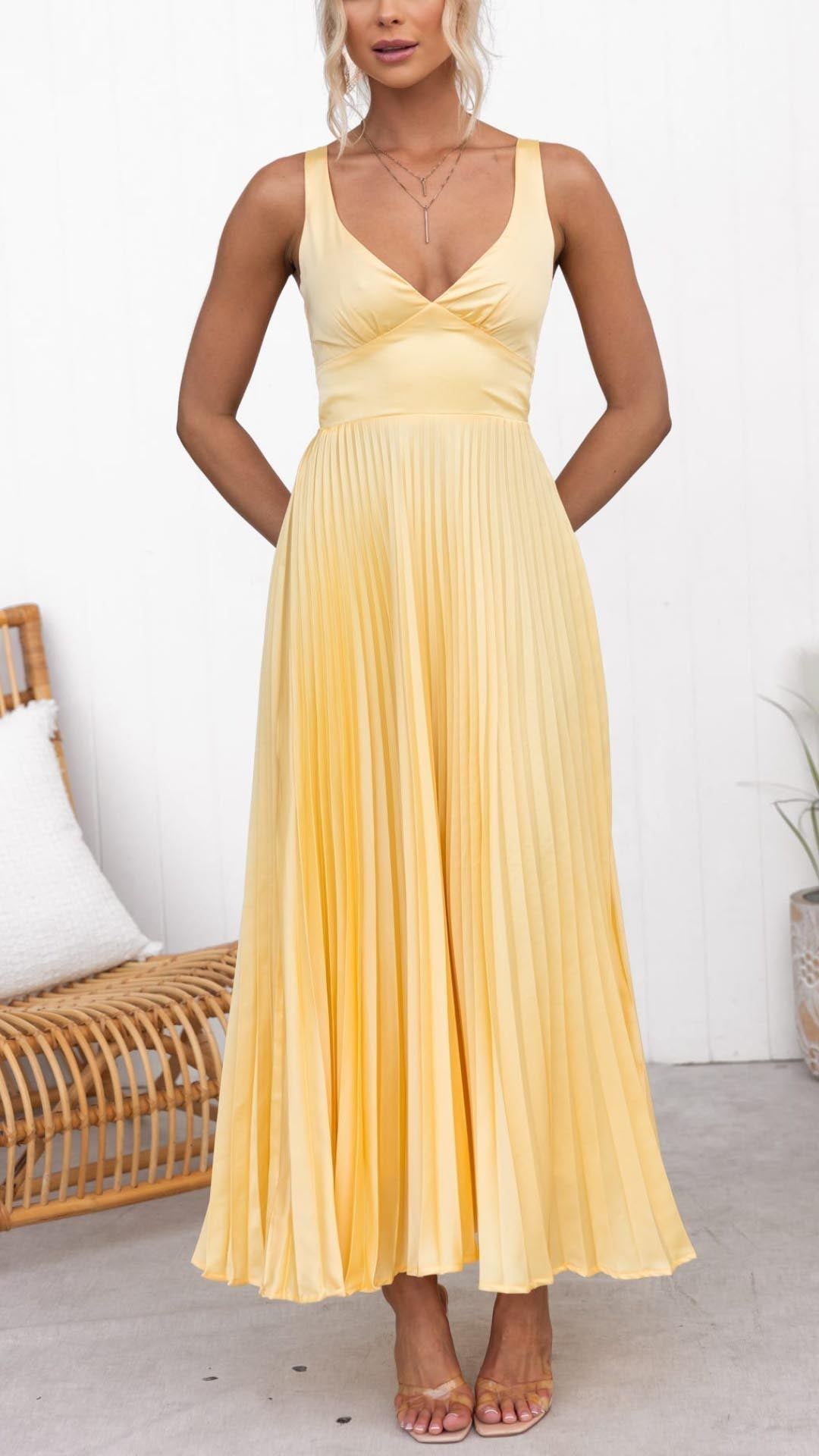 Aby™ | Yellow Pleated V-Neck Maxi Dress